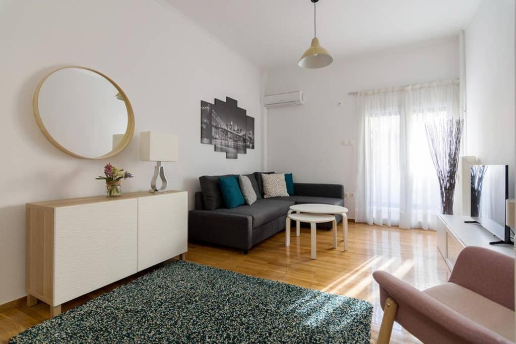 דירות אתונה Brand New Decorated Flat For 4 Ppl In Pagrati מראה חיצוני תמונה