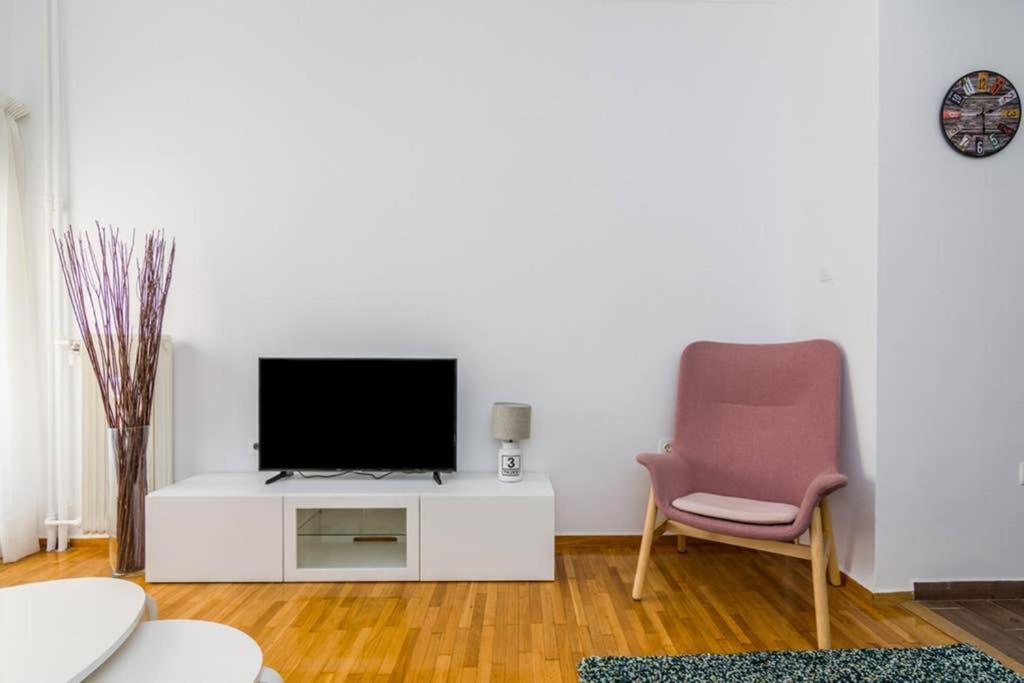 דירות אתונה Brand New Decorated Flat For 4 Ppl In Pagrati מראה חיצוני תמונה
